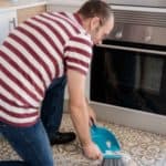 How to remove black streaks from your floor. Linoleum kitchen floors are notorious for showing off black scuff marks. Remove them with these easy tips!