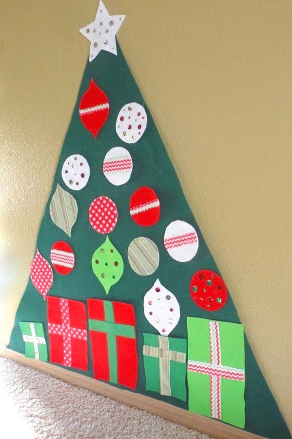 Easy DIY felt Christmas tree for toddlers or young kids to decorate for the holidays.