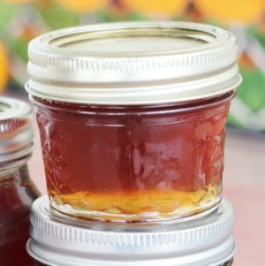 Easy recipe for canning rootbeer jelly. Learn how to make jelly like a pro!
