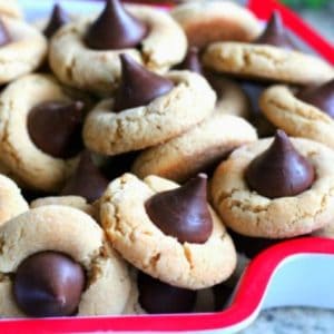 Easy recipe for Hersheys Kiss Cookies