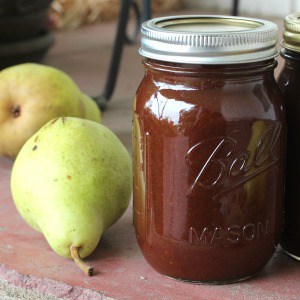 Easy crock pot pear butter recipe to make from fresh pears. One of my favorite fall canning recipes!