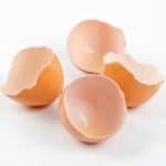 Easy natural fertilizers to make for your houseplants and indoor plants.