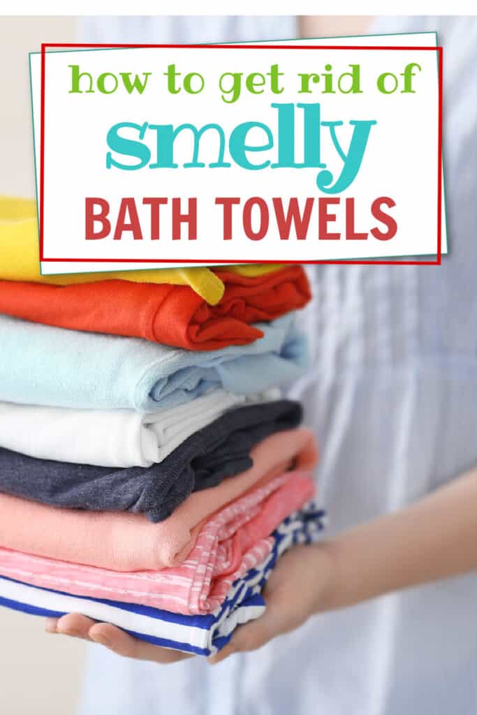 Easy hack for cleaning smelly bath towels.