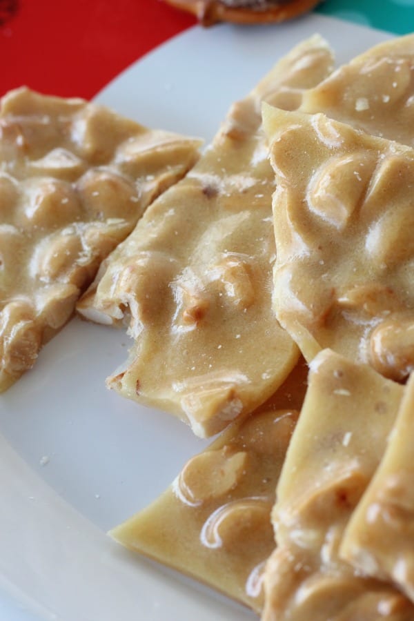 The best easy microwave peanut brittle recipe to make for Christmas or any time!