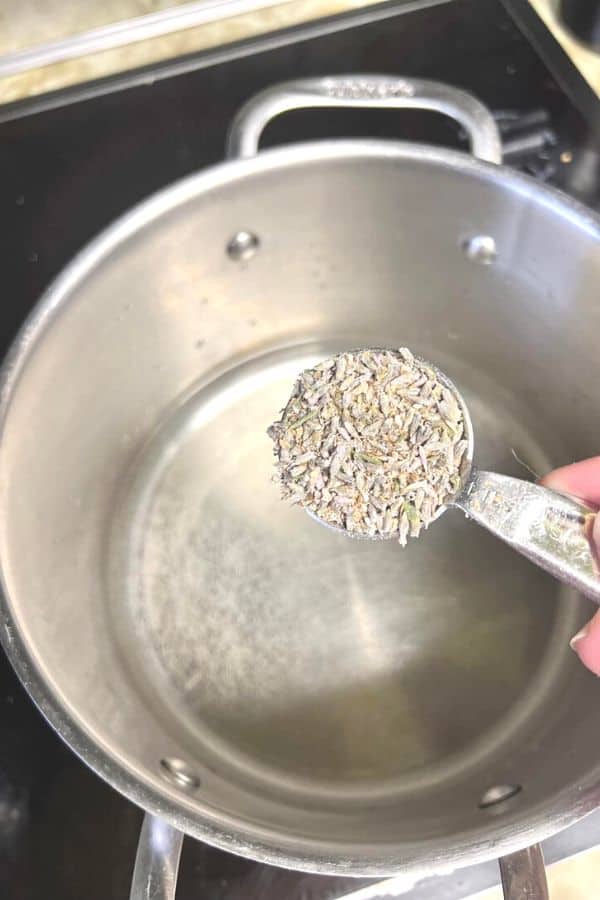 Lavender simple syrup recipe for canning.